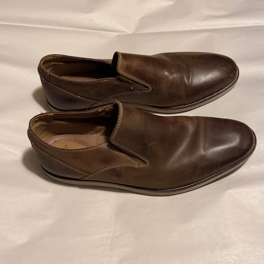 Clarks Rich Brown Slip-On Loafers